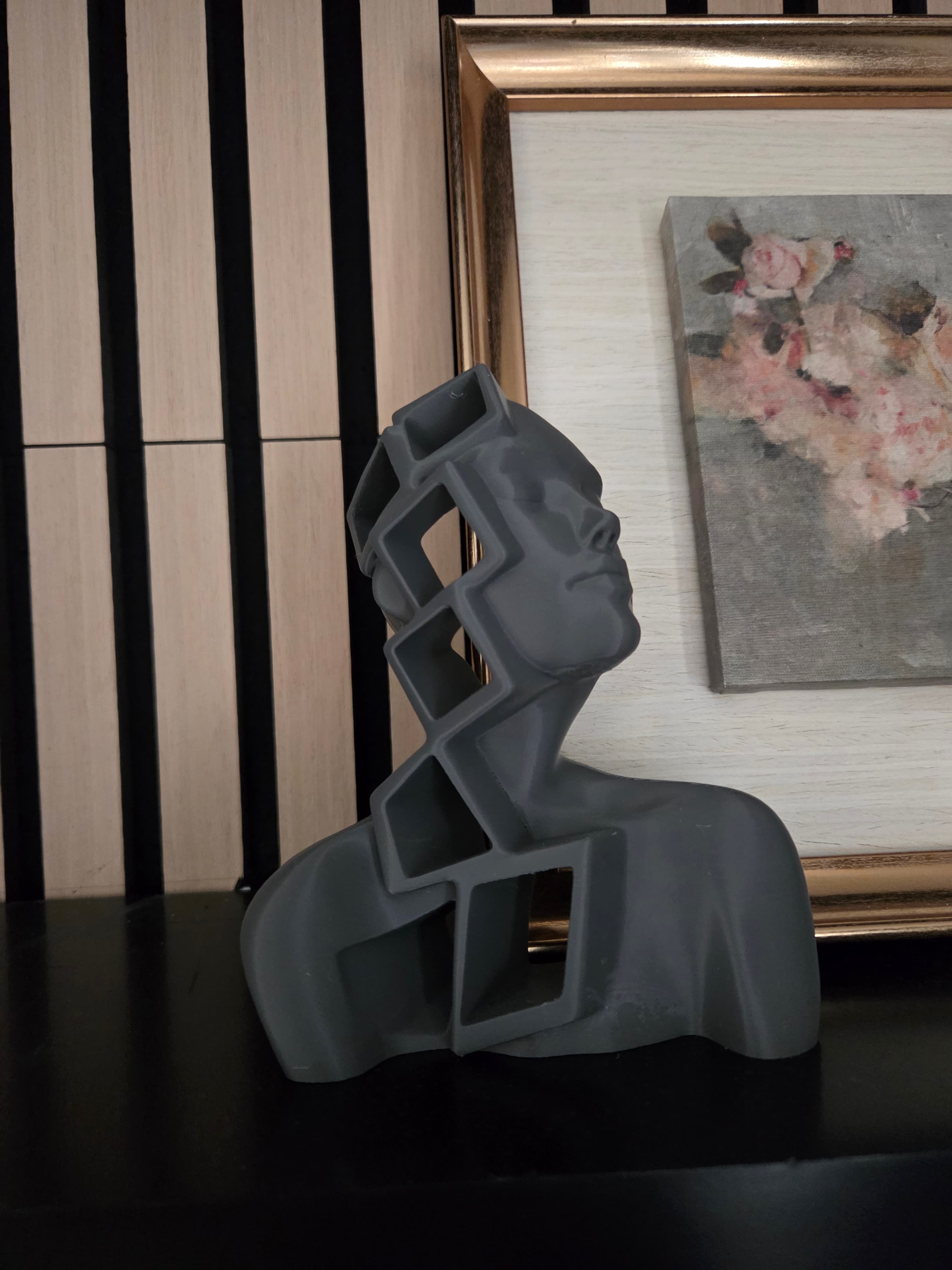 Fragmented Thoughts Bust